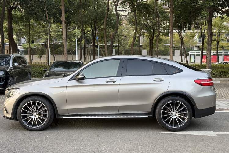 Used Mercedes-Benz GLC Coupe AMG 2017 AMG GLC 43 4MATIC Coupe SUV
