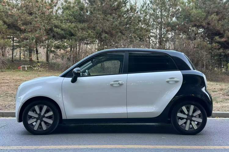 Used ORA Black Cat 2021 351 km Luxury Version