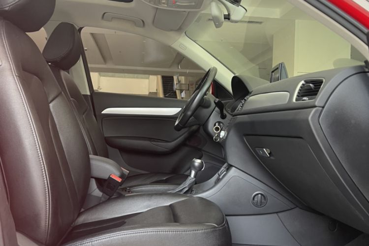 Used Audi Q3 2016 30 TFSI Fashion Model
