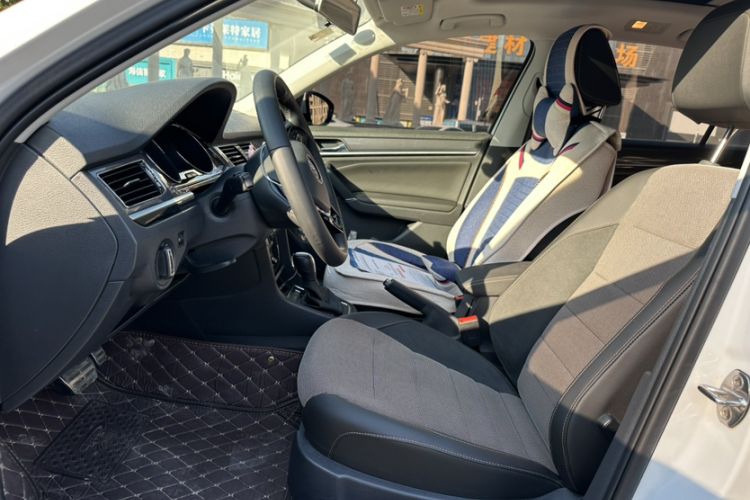 Used Volkswagen C-TREK 2018 230TSI DSG Comfort Model
