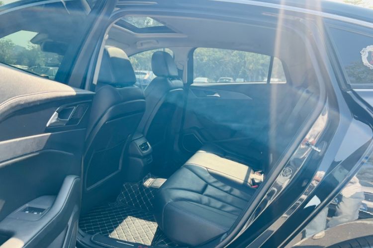 Used Hongqi H5 2020 1.8T Automatic ZhiLian QiYun Edition
