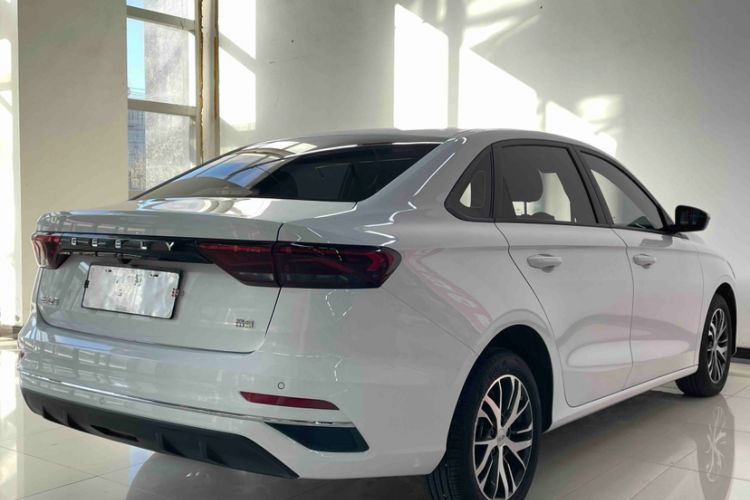 Used Geely Auto Emgrand 2025 4th Generation 1.5L CVT Starry Edition
