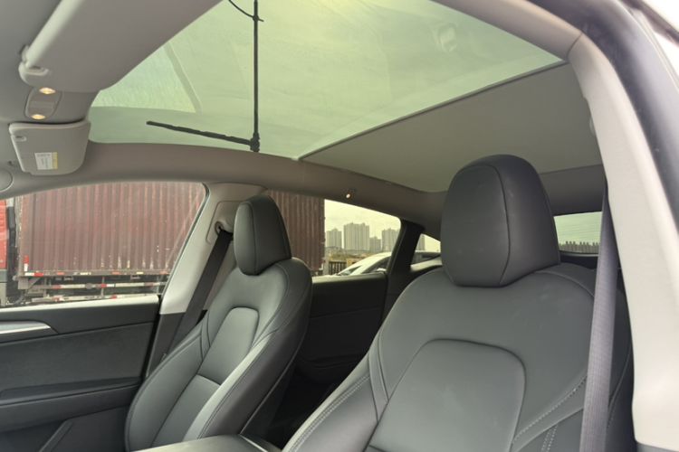 Used Tesla Model Y 2023 Rear-Wheel-Drive Version