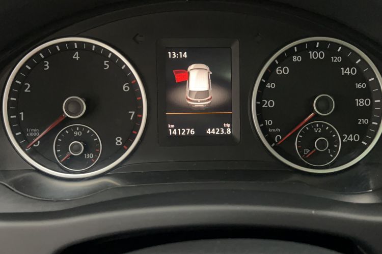 Used Volkswagen Tiguan 2015 1.8TSI Automatic All-Wheel-Drive Luxury Model
