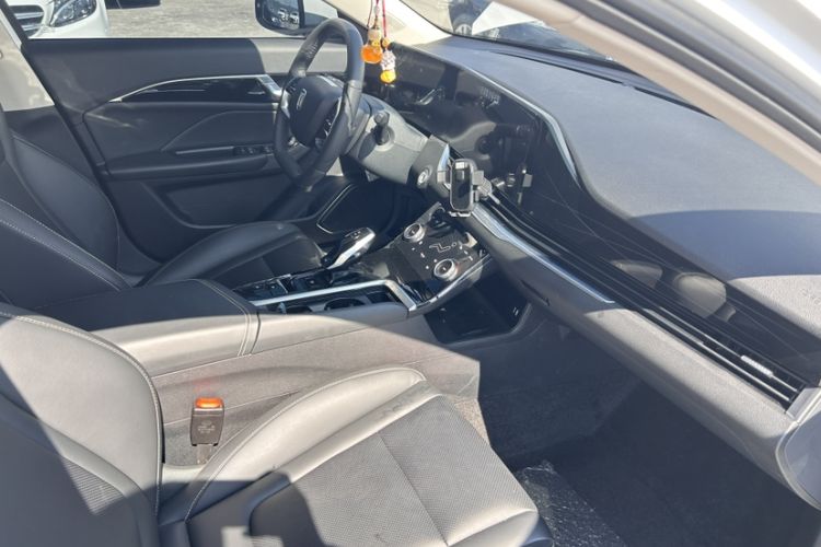 Used Bestune B70 2023 3rd Generation 1.5T Automatic Enjoyment Version 70th Anniversary Edition