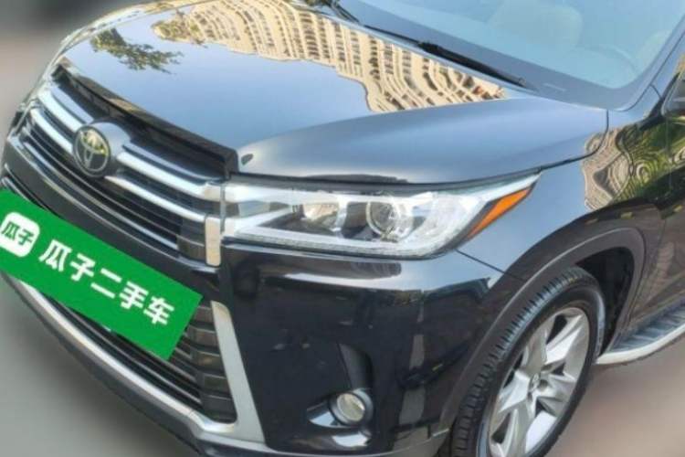 Used Toyota Highlander 2018 2.0T Four-Wheel Drive Prestige Version 7 Seats China V Emission Standard
