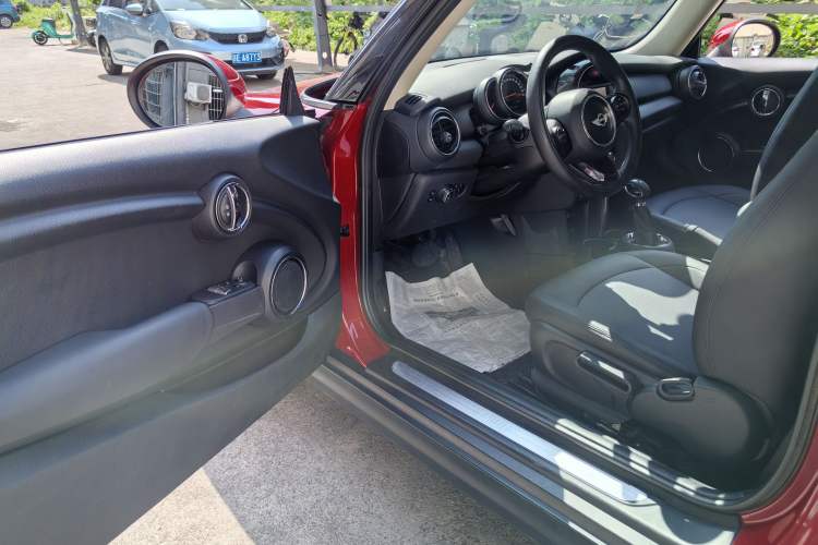 Used  MINI 2016 1.2T ONE Pioneer Edition