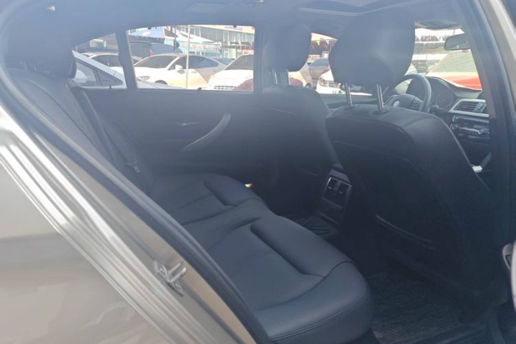 Used BMW 3 Series 2016 320Li Ambition Model
