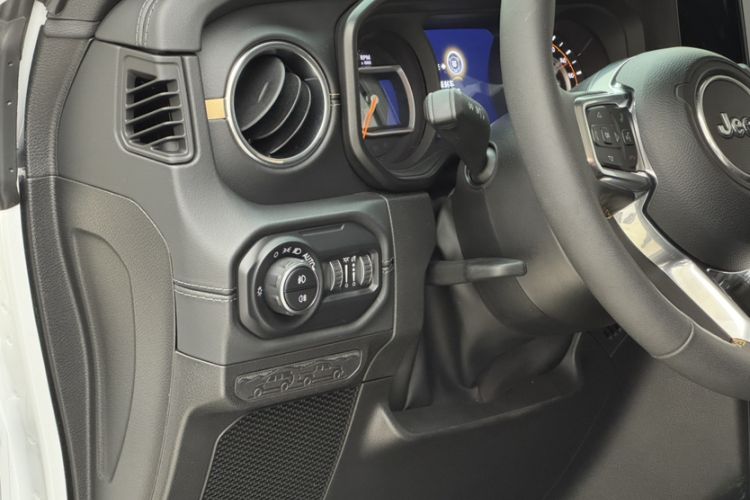 Used  Wrangler 2024 2.0T Sahara Four-Door Edition
