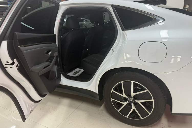 Used BYD Qin L 2024 DM-i 120KM Beyond Model
