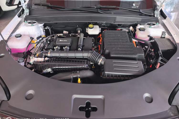 Used BYD Qin PLUS 2025 DM-i Smart Drive 55KM Leading Model
