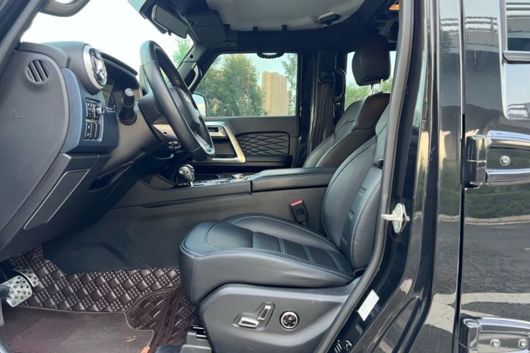 Used Beijing Auto BJ40 2019 PLUS 2.3T Automatic Four-Wheel Drive Premium Edition China VI
