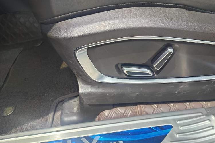 Used Geely Auto Jiajie 2021 1.8TD DCT Luxury Model
