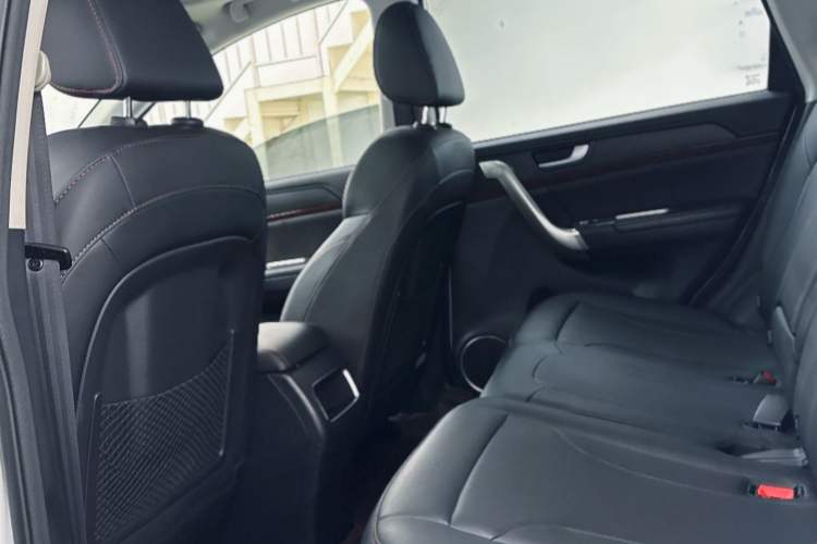 Used Haval H6 2017 Red-Label Sport Edition 1.5T Manual Two-Wheel Drive Elite Model
