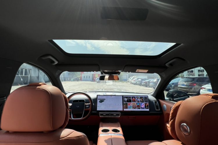 Used Li Auto L8 2023 Pro Model
