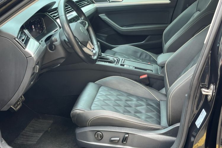 Used Volkswagen Magotan GTE Plug-in Hybrid 2022 GTE Luxury Model
