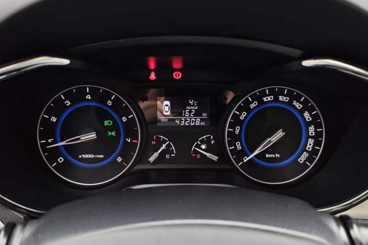 Used Changan Alsvin V7 2016 1.6L Manual Enjoyment Model China V Standard
