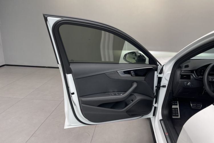 TDK.VehicleDetails.img