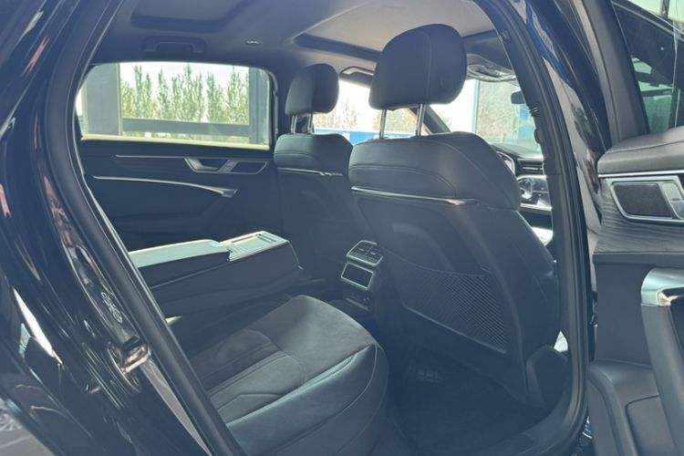 Used Audi A6L 2024 45 TFSI quattro Prestige Dynamic Edition
