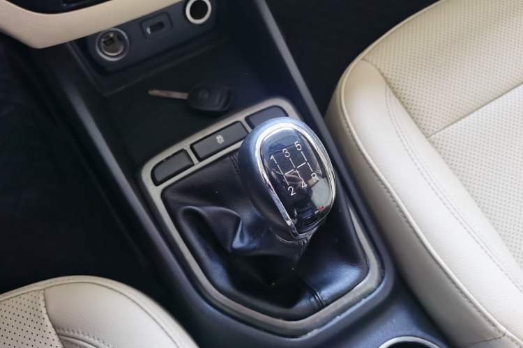 Used Changan Eado 2016 1.6L Manual Fashion Edition
