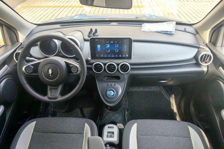 Used ORA Black Cat 2022 351 km Standard Version Ternary Lithium
