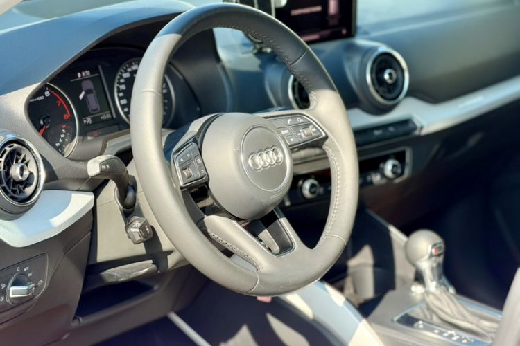 Used Audi Q2L 2018 35 TFSI Fashion Elegant Version China V
