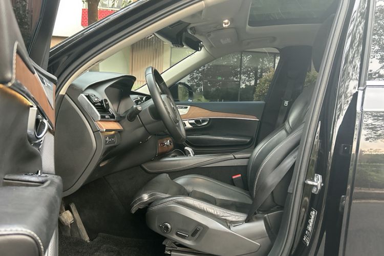 Used Volvo XC90 New Energy 2018 E-Drive Hybrid T8 Prestige 7-Seater
