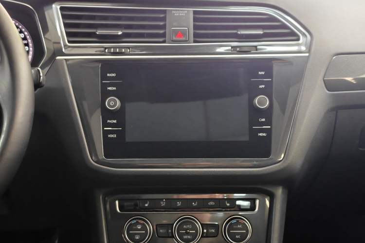 Used Volkswagen Tiguan 2018 330TSI Four-Wheel Drive High-End Model
