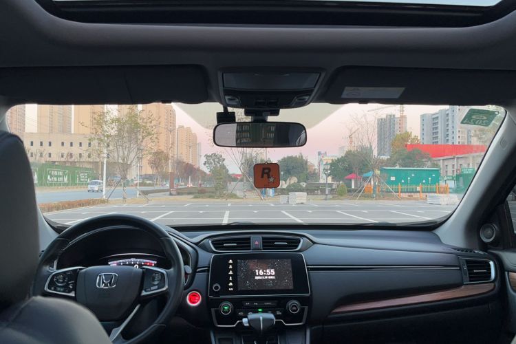 Used Honda CR-V 2019 Brilliant Edition Plus 240TURBO CVT Two-Wheel Drive Fashion Version China VI Emission Standard
