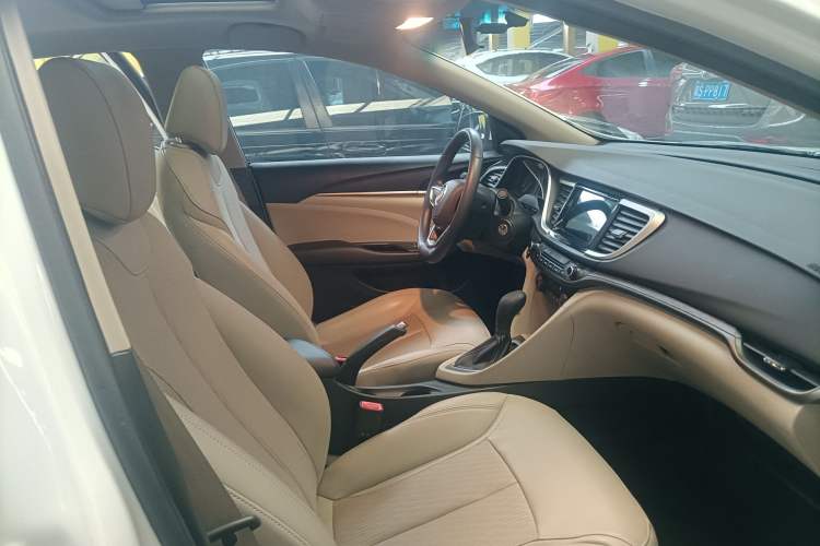 Used Buick GT 2015 15N Automatic Elite Version
