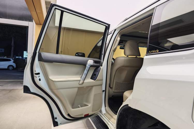 Used Toyota Prado 2018 3.5L Automatic TX-L NAVI