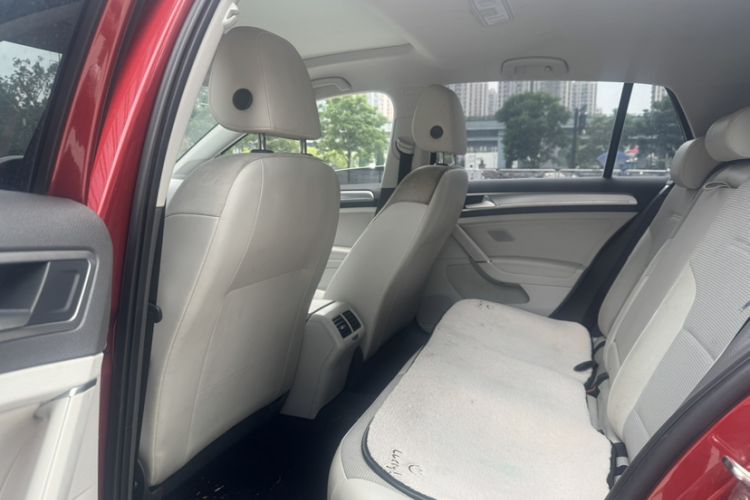 Used Volkswagen Golf 2018 230TSI Automatic Comfort Model
