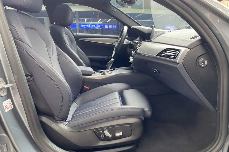 Used BMW 5 Series 2020 525i M Sport Package
