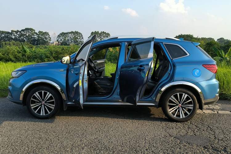 Used Roewe RX5 2019 20T Two-Wheel Drive Automatic Ali Smart Connectivity Platinum Edition
