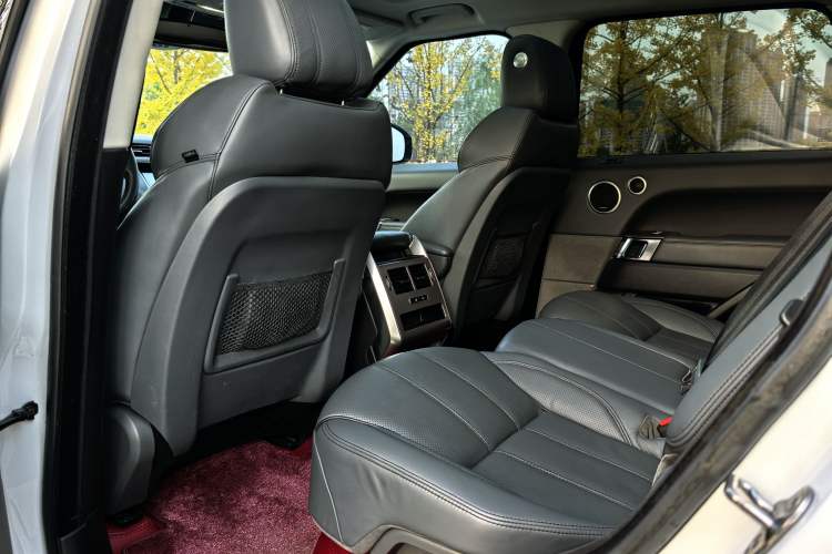 Used Land Rover Range Rover Sport 2014 3.0 SC V6 HSE
