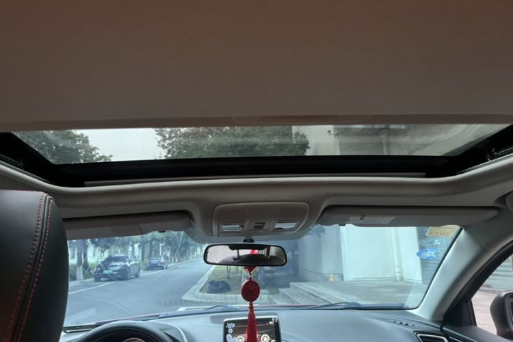 Used Mazda Mazda 3 Axela 2016 Sedan 1.5L Automatic Luxury Model