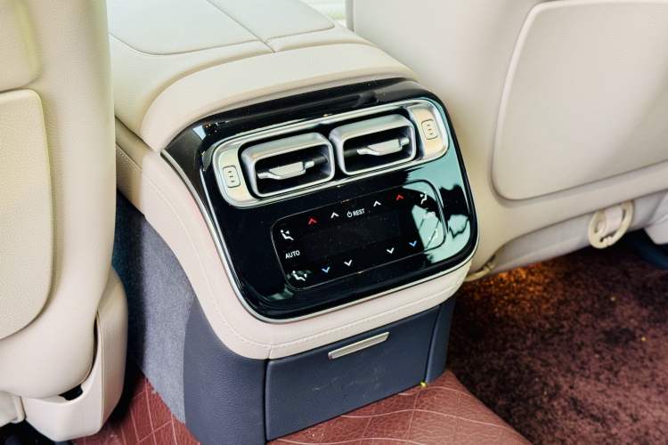 Used Mercedes-Benz S-Class 2023 Updated S 400 L Luxury Edition
