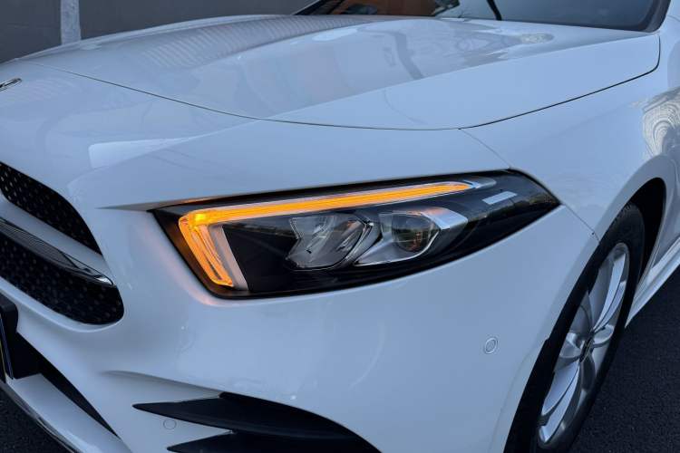 Used Mercedes-Benz A-Class 2021 A 200 L Sport Sedan Fashion Model