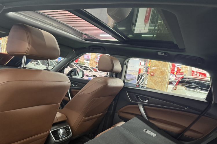 Used Honda UR-V 2020 370TURBO Two-Wheel Drive Luxury Edition
