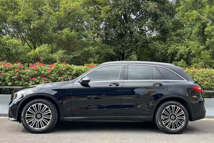 Used Mercedes-Benz GLC 2018 Facelifted GLC 260 4MATIC Dynamic Edition
