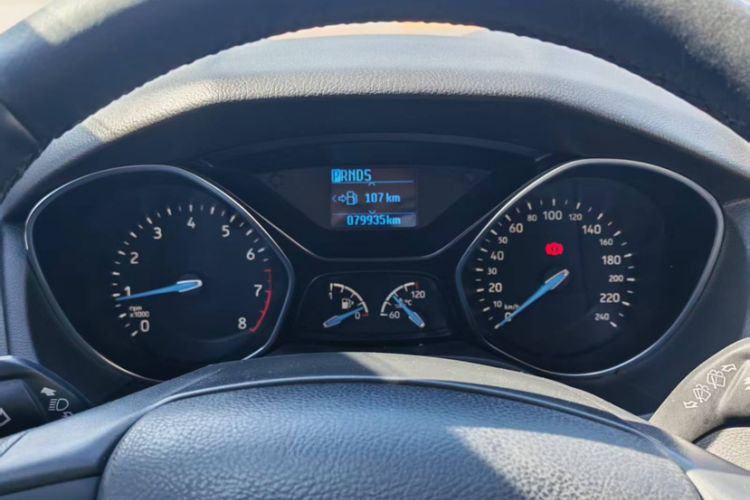 Used Ford Focus 2018 Hatchback Classic 1.6L Automatic Trendy SmartDrive Edition
