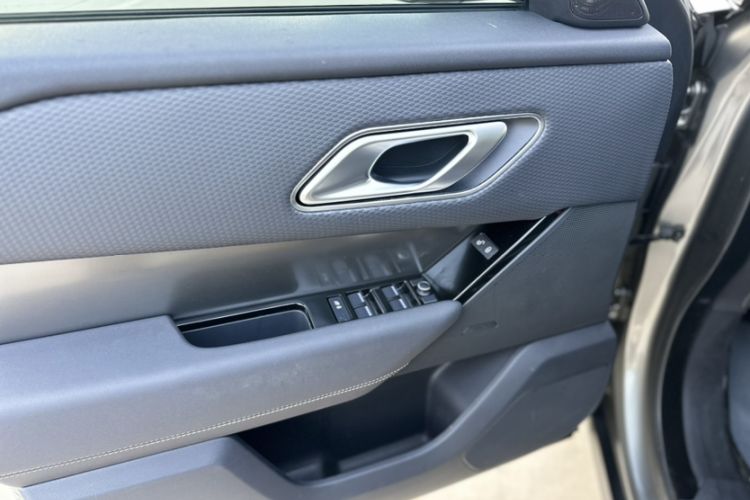 Used Land Rover Range Rover Velar 2020 P250
