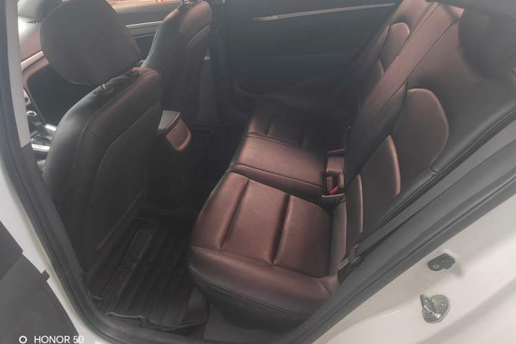 Used Hyundai Elantra 2016 1.6L Automatic ZhiXuan – Elite Version