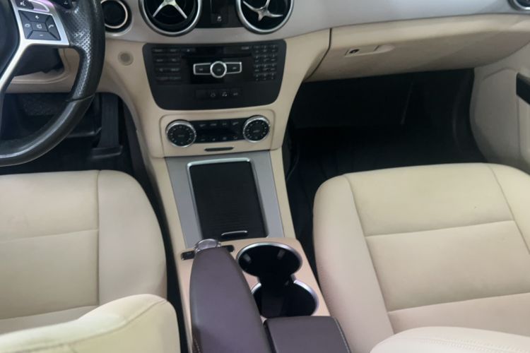 Used Mercedes-Benz GLK-Class 2015 GLK 260 4MATIC Dynamic Edition Ultimate Version