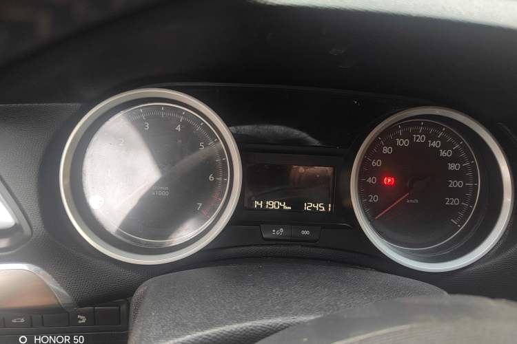 Used Peugeot 408 2015 1.2T Automatic Luxury Edition
