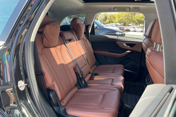 Used Audi Q7 2023 55 TFSI quattro S Prestige Edition
