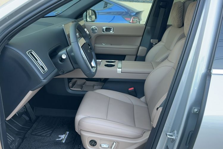 Used Li Auto L6 2025 Max Smart Refresh Edition
