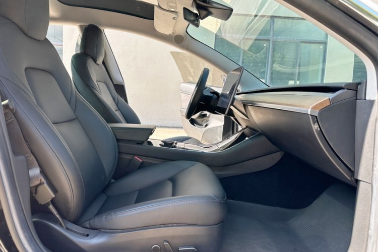 Used Tesla Model 3 2020 Revised Version Standard Range Rear-Wheel Drive – Upgraded Edition
