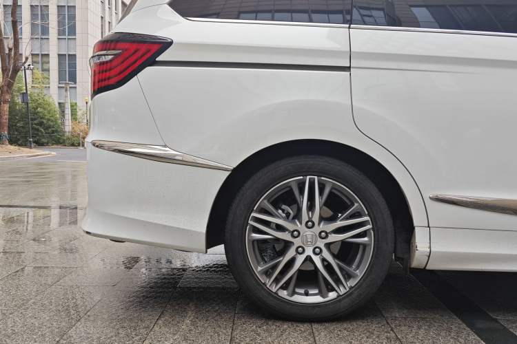 Used Honda Elysion 2019 2.0L Hybrid Luxury Edition