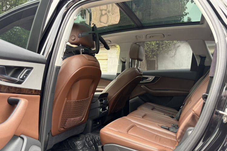 Used Audi Q7 2018 45 TFSI Technology Edition
